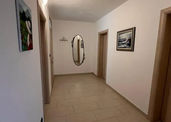 Danica & Mario شقة بوريتش